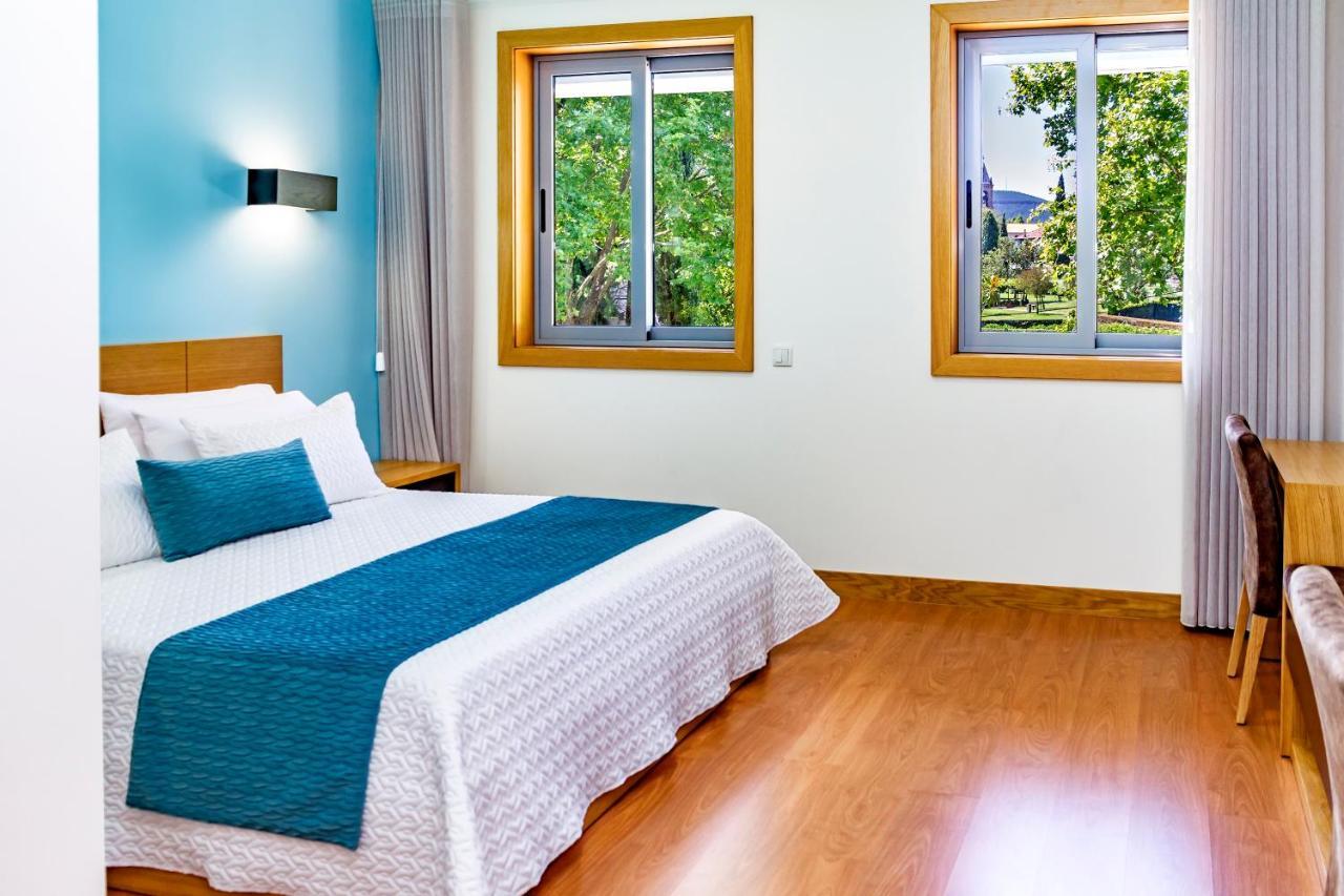 Boutique Mouras Bed & Breakfast Mondim de Basto Exterior photo